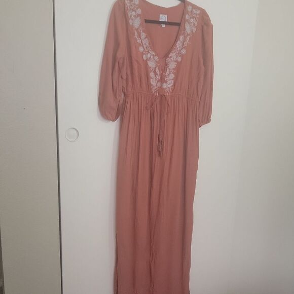 Elegant Terracotta Maxi Dress - Picture 1 of 6